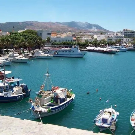 Ξενοδοχείο με διαμερίσματα Nitsa 3*