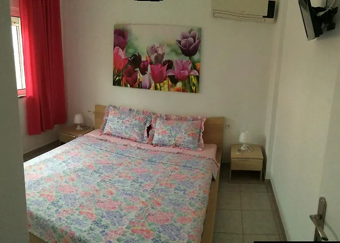 Hotel apartamentowy Nitsa